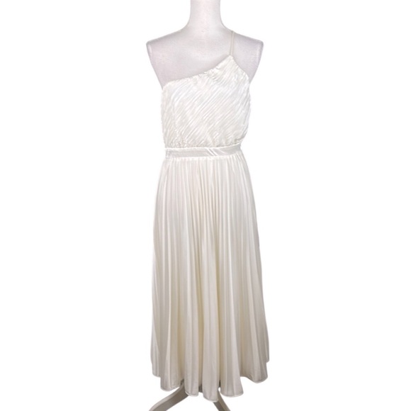 Lulu's Alluring Marvel Ivory Pleated Satin One Shoulder Midi Dress Size Medium - Picture 5 of 13